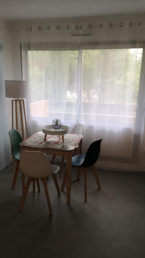 La Desirade Avec Parking- Port - Wifi Couchage En 160 Neuf Apartment Agde Exterior foto