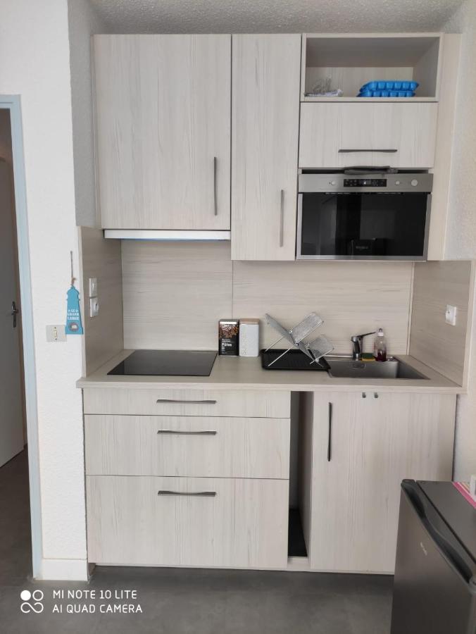 La Desirade Avec Parking- Port - Wifi Couchage En 160 Neuf Apartment Agde Exterior foto